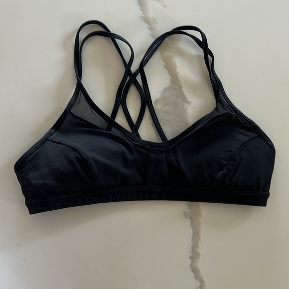 Lulu lemon workout clothes (price includes all items) - Picture 12 of 16